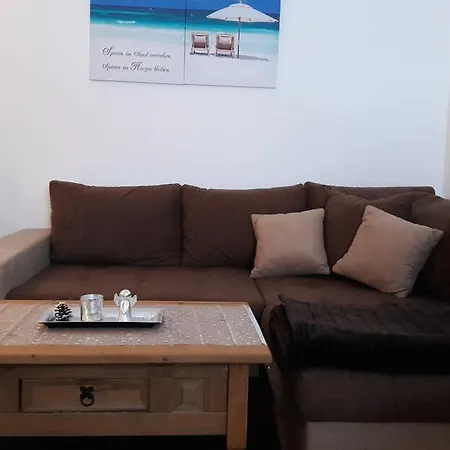 Ohmeis Apartament *